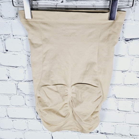 BODY HUSH | BH1606 The Pinup high waist panty - Picture 2 of 6